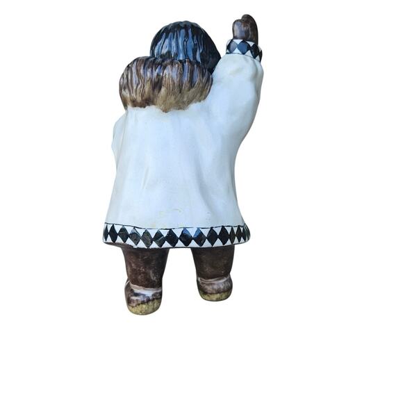 Vintage Intuit Figurine Set C,Alan Johnson Alaska Eskimo Benny 1963 Dinah 1982 - Picture 9 of 10